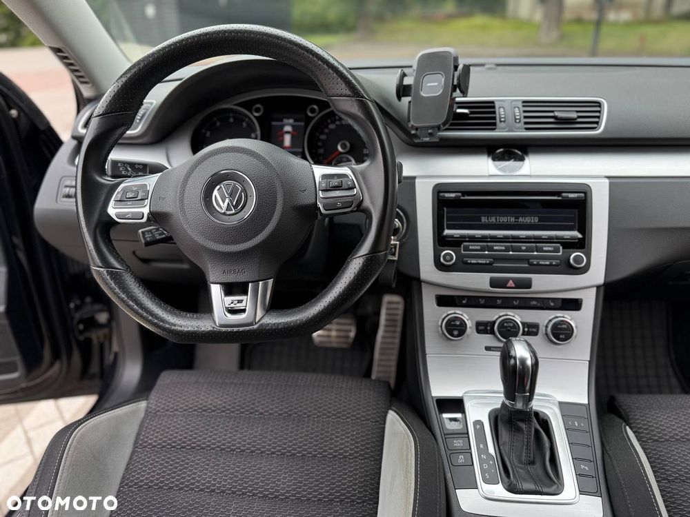 Volkswagen Passat 2.0 TSI Highline DSG - 17