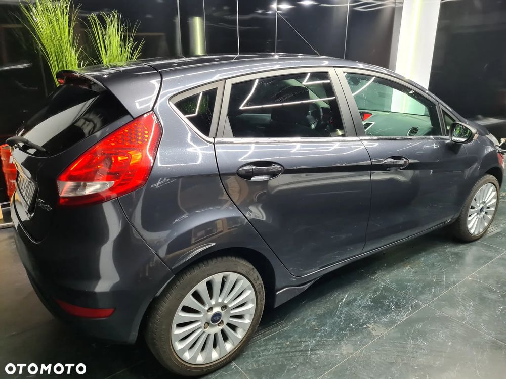 Ford Fiesta 1.25 Titanium - 26