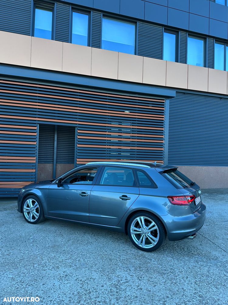 Audi A3 Sportback 2.0 TDI quattro Stronic Ambiente - 4