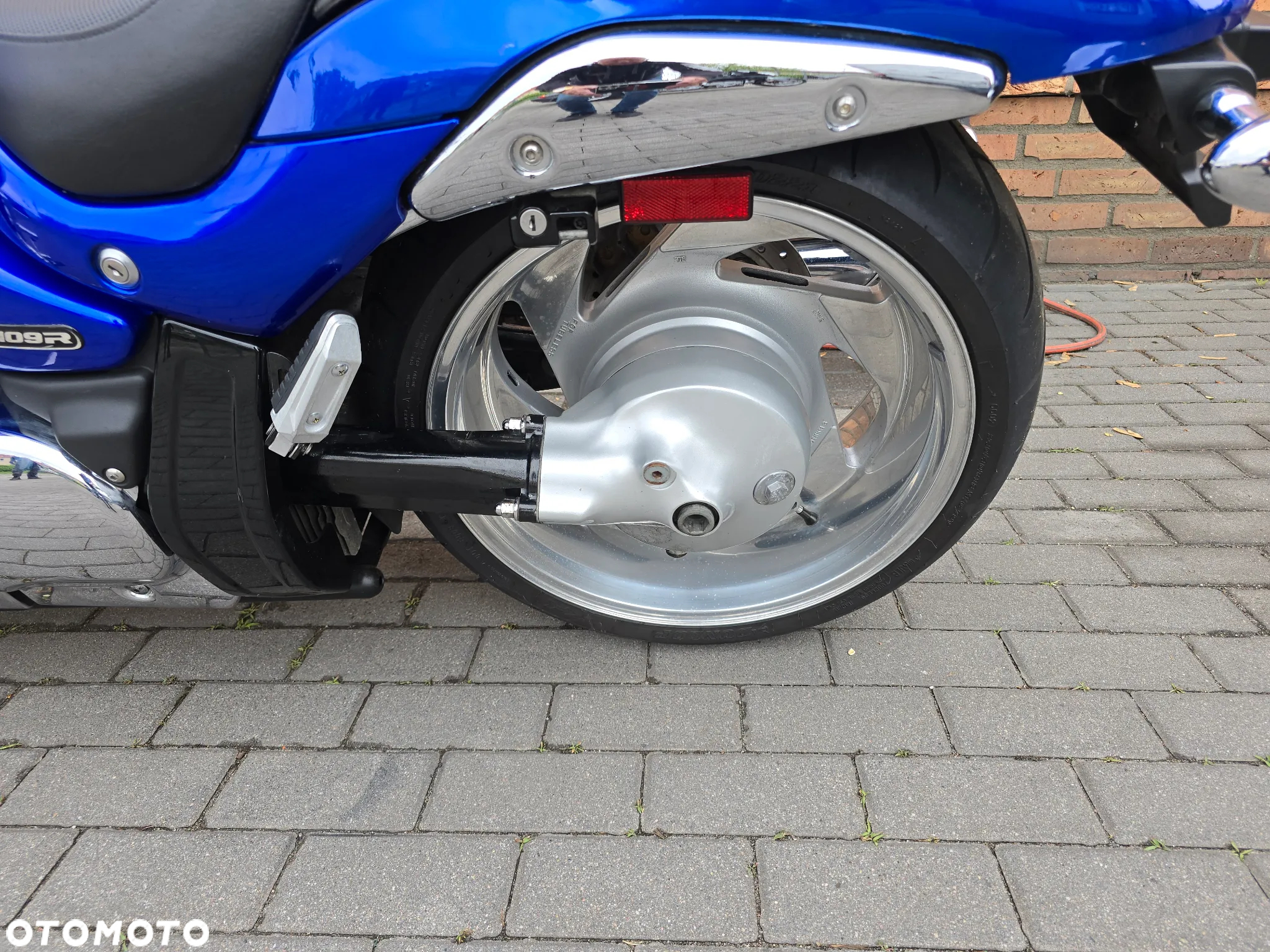 Suzuki VZ - 8
