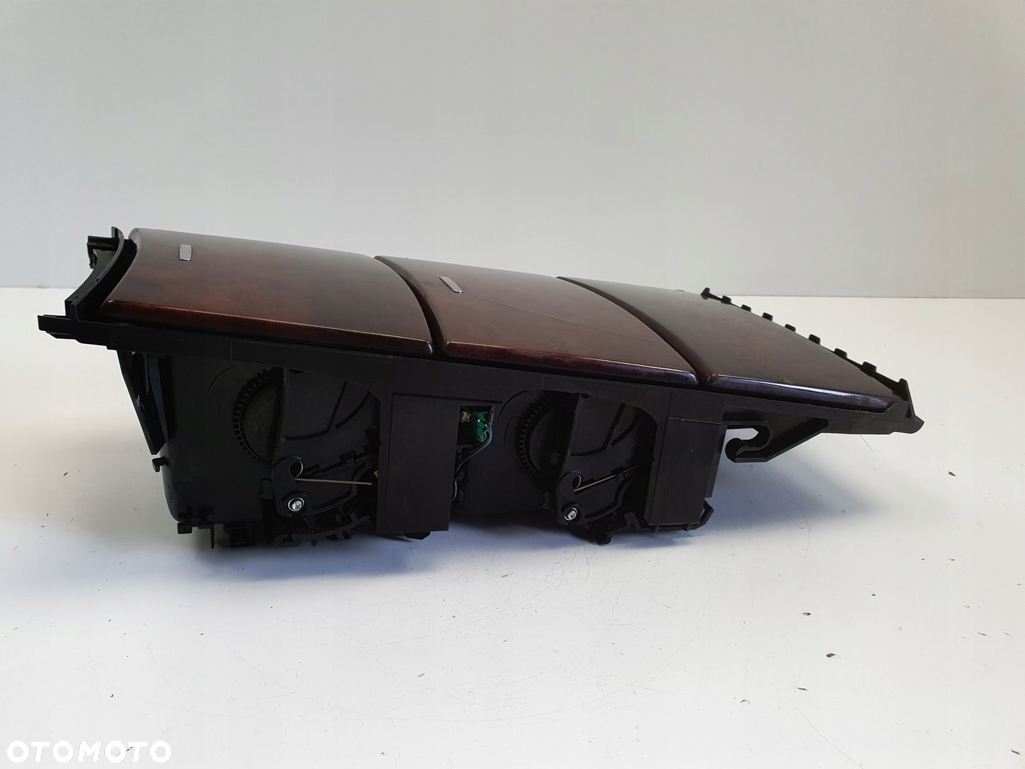 Mercedes ML W164 SCHOWEK TUNELU ŚRODKOWEGO Roletka żaluzja A1646800814 - 6