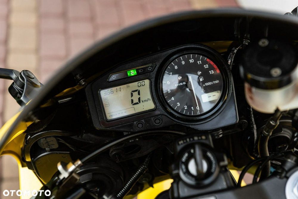 Honda CBR - 9