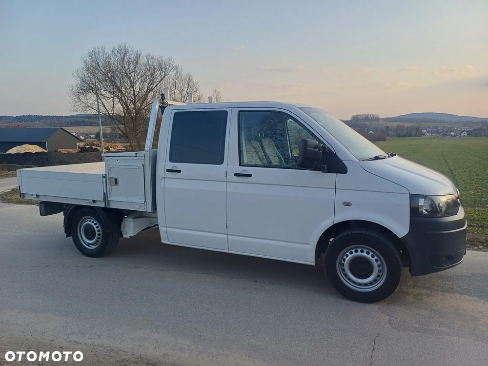 Volkswagen Transporter - 1