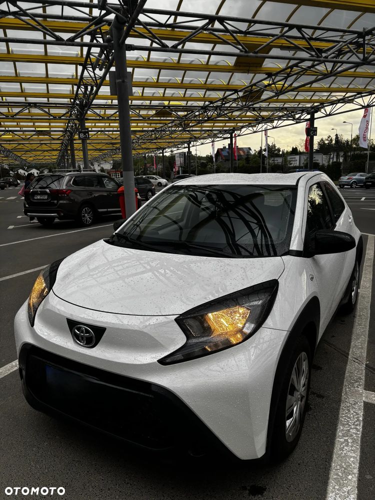 Toyota Aygo X 1.0 VVT-i Comfort CVT - 2
