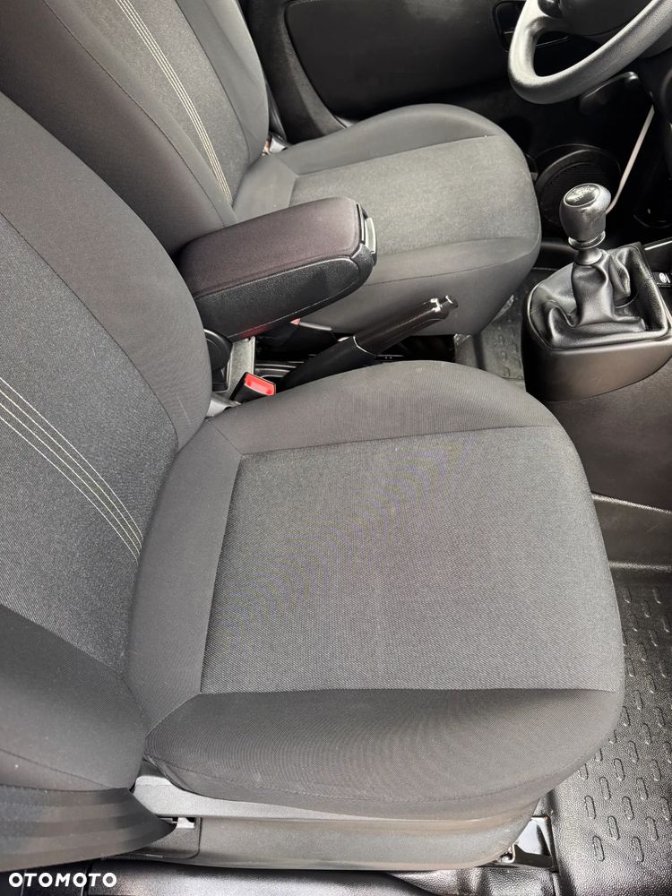 Fiat Fiorino 1.4 Easy - 12