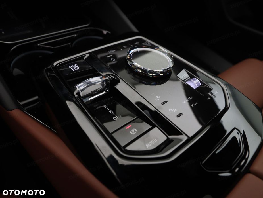 BMW Seria 5 540d xDrive mHEV M Sport - 16