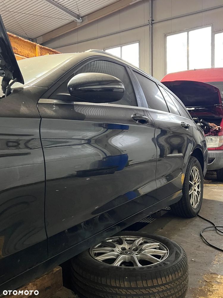 Mercedes-Benz Klasa C - 2