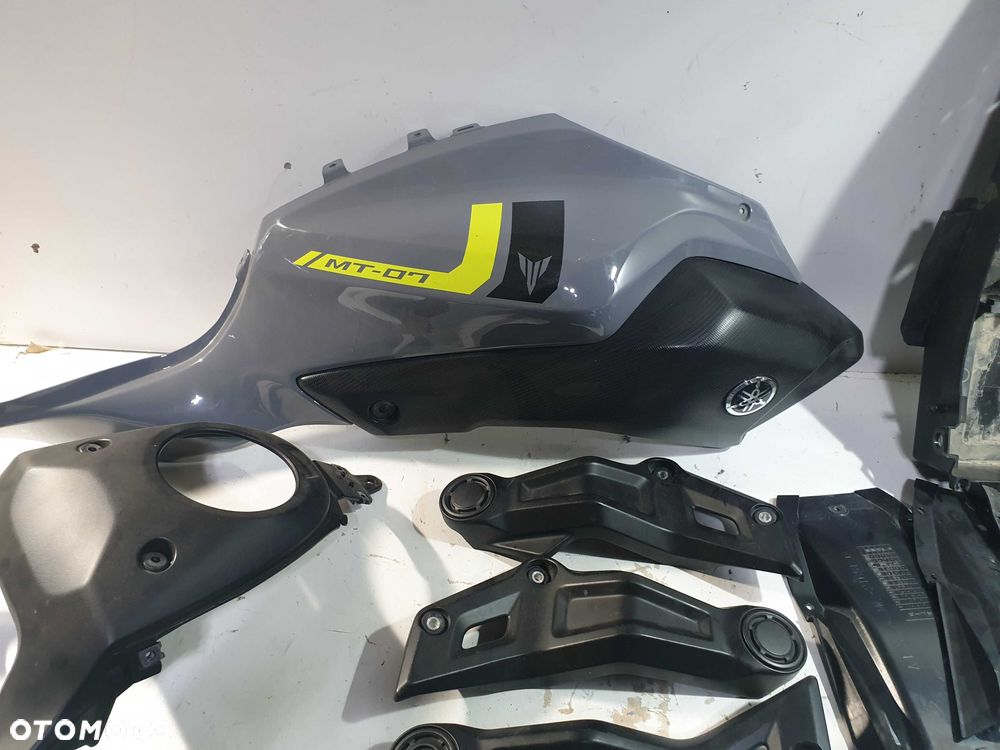 Yamaha MT 07 wypełnianie osłona owiewka plastik ogon - 5
