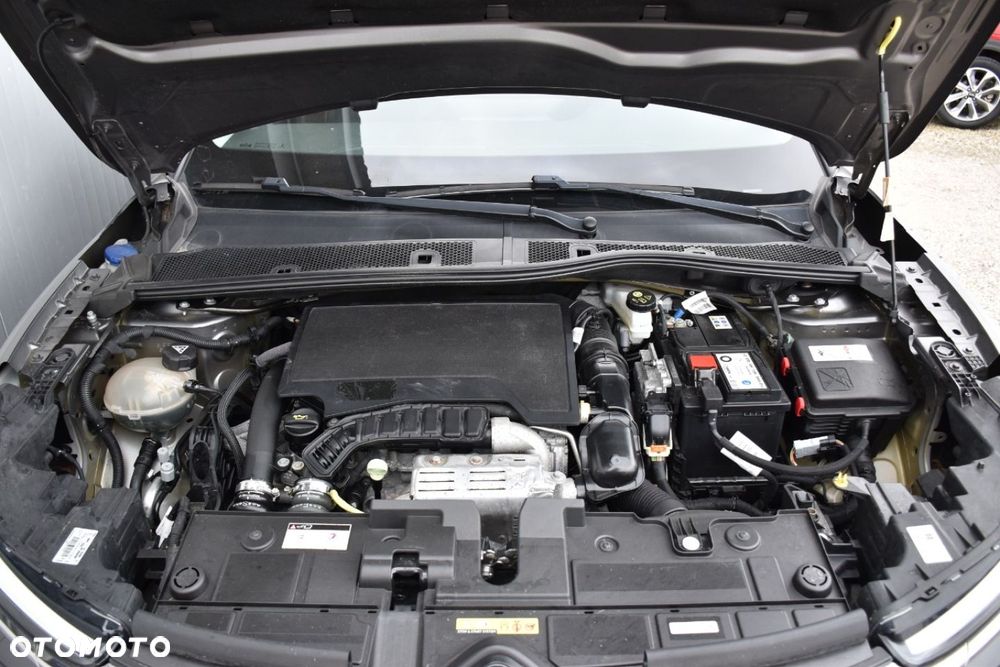 Citroën C4 1.2 PureTech Feel S&S - 28