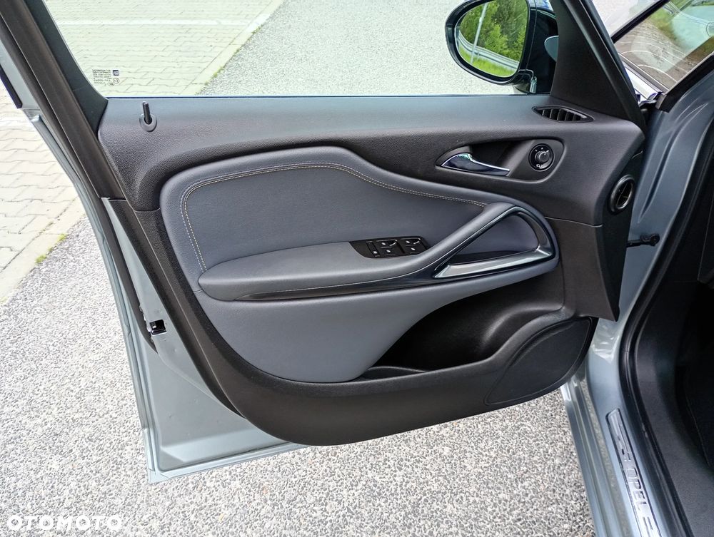 Opel Zafira Tourer 1.4 Turbo Innovation - 33