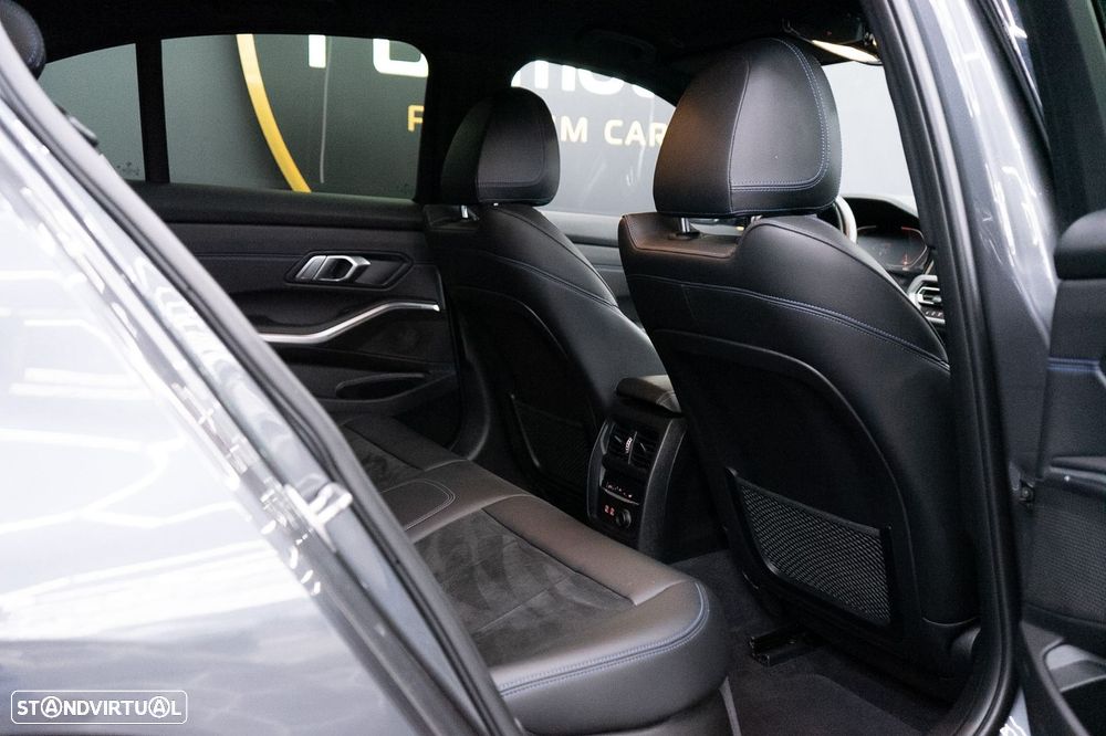 BMW 320 d Pack M Auto - 45