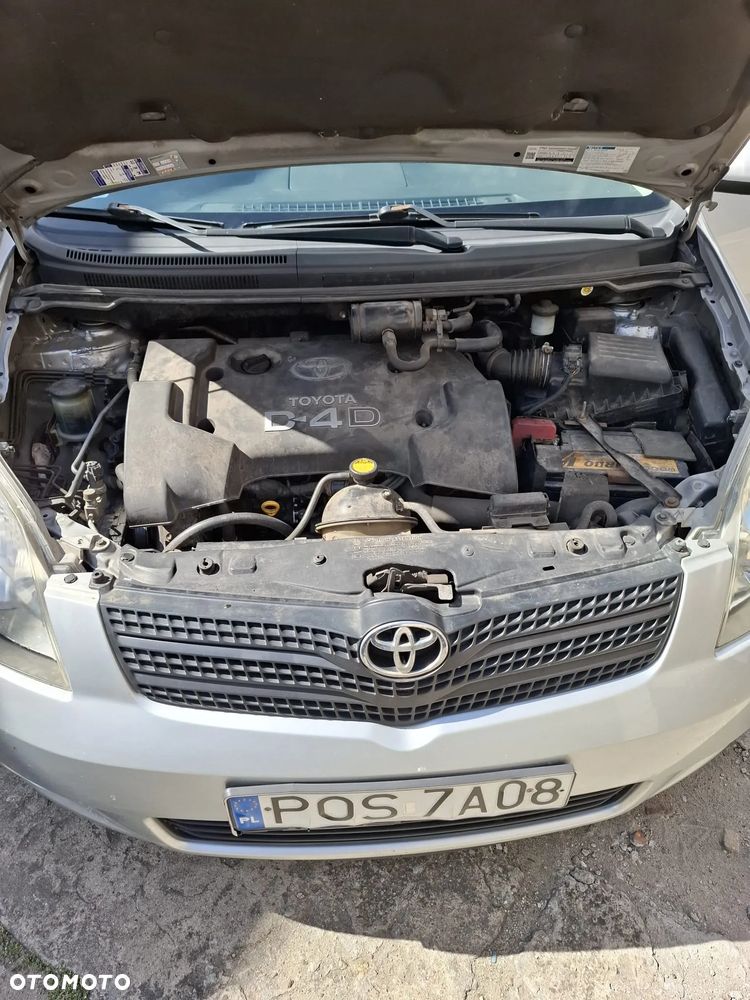 Toyota Corolla Verso 2.0 D-4D linea sol - 8