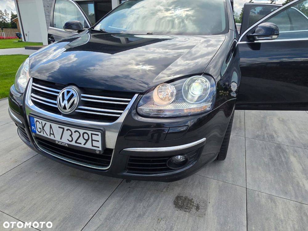 Volkswagen Jetta 2.0 TDI DPF Comfortline - 28