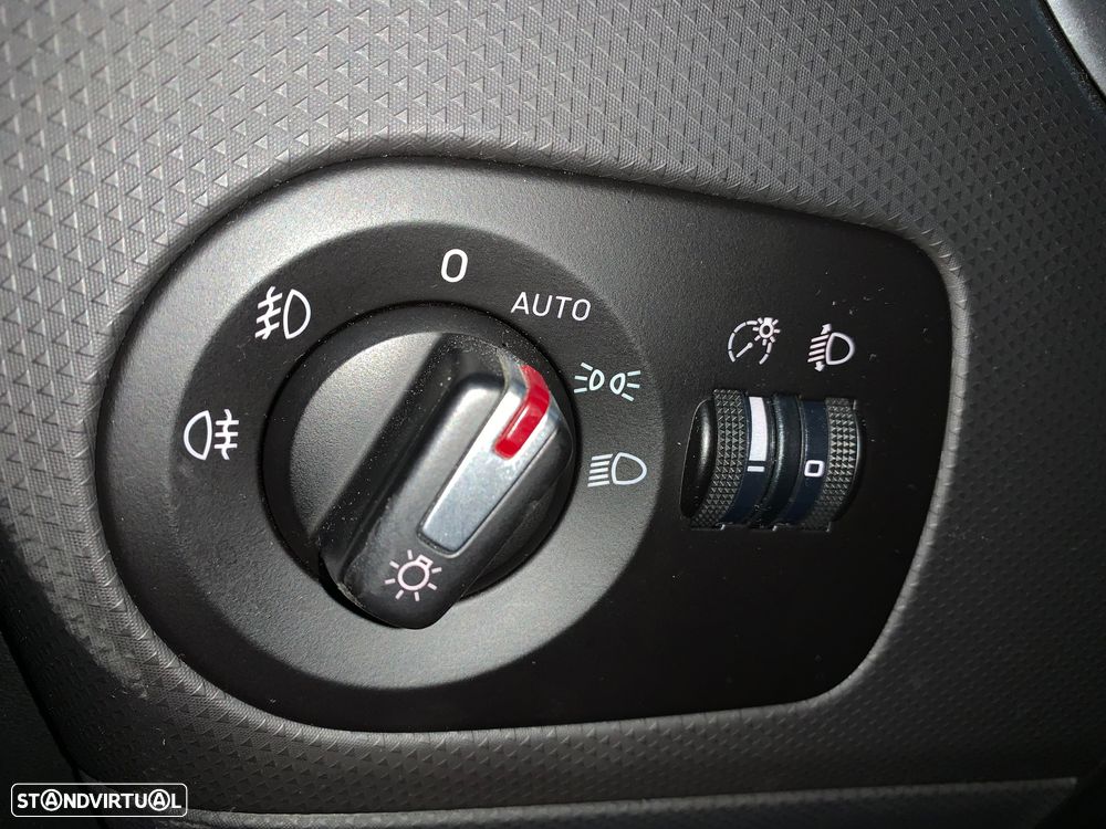 SEAT Leon 1.6 TDI Ecomotive Copa Plus - 12