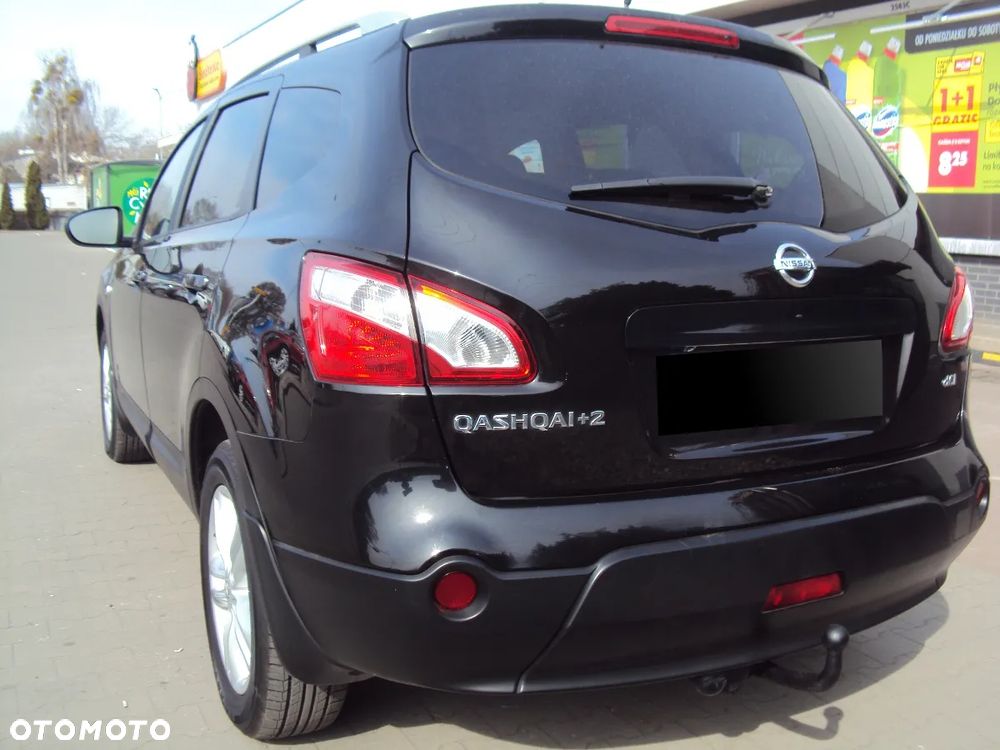 Nissan Qashqai+2 2.0 dCi DPF 4x4 tekna - 11