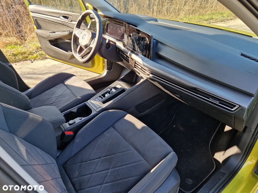 Volkswagen Golf 1.5 TSI BMT Evo IQ Drive DSG - 28