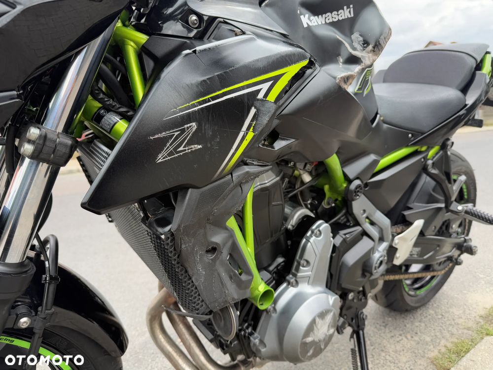 Kawasaki Z 650 - 16