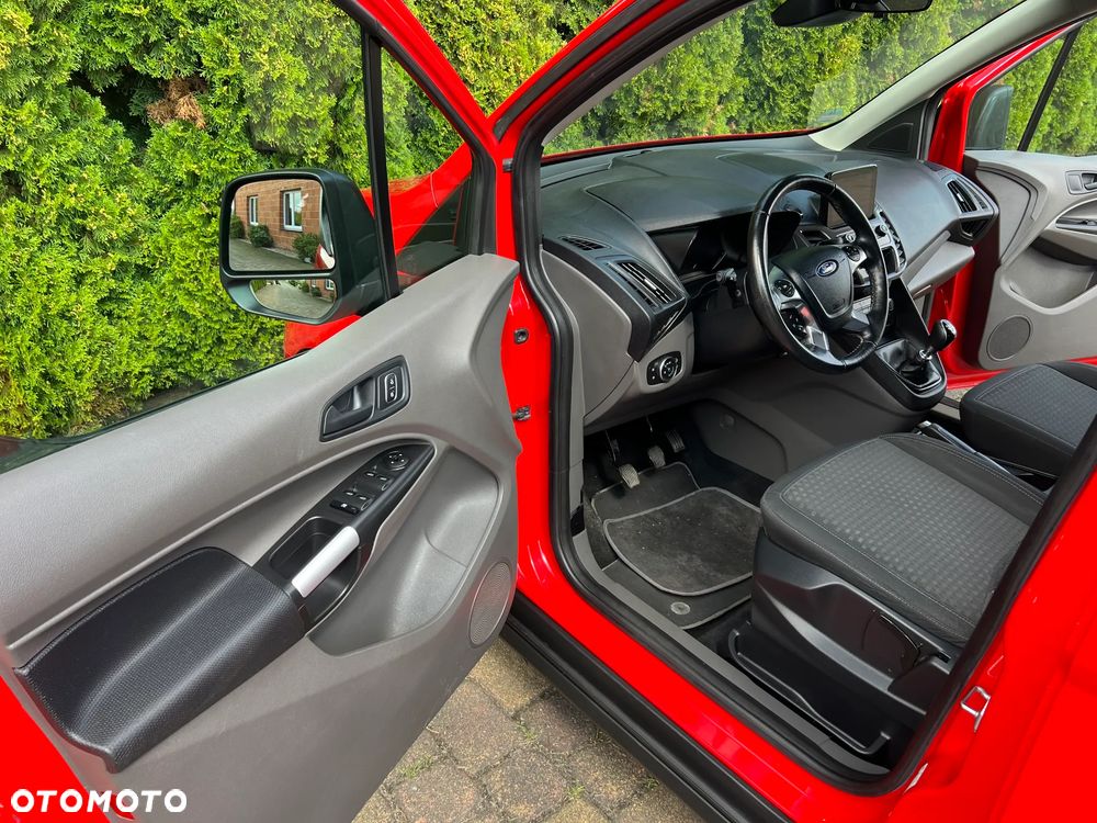 Ford Tourneo Connect - 16