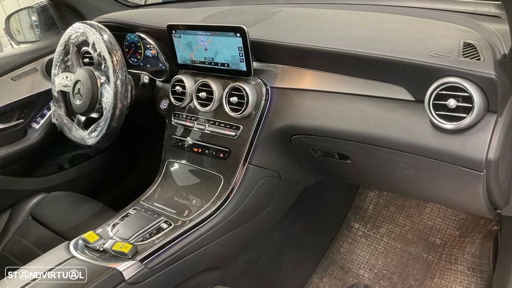 Mercedes-Benz GLC 300 de 4Matic 9G-TRONIC AMG Line - 4