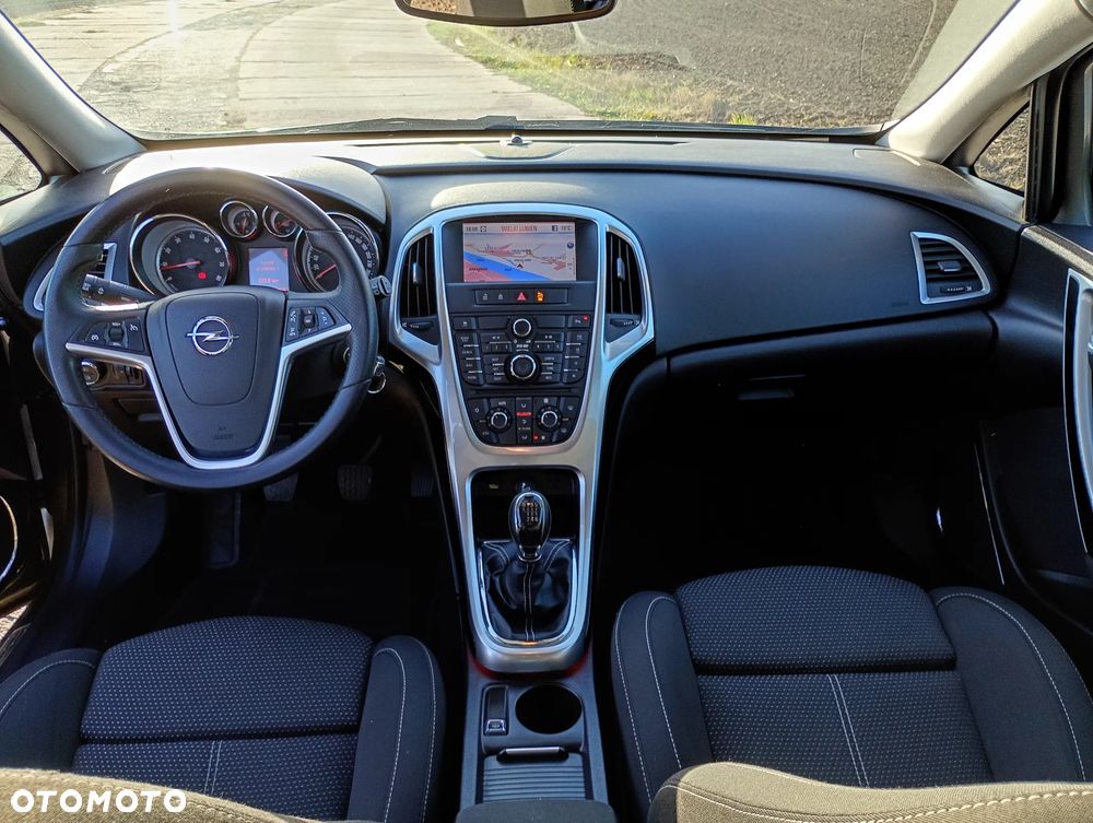 Opel Astra - 25