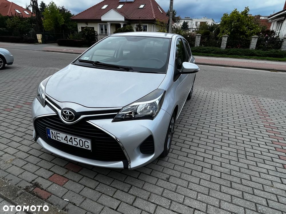 Toyota Yaris - 12