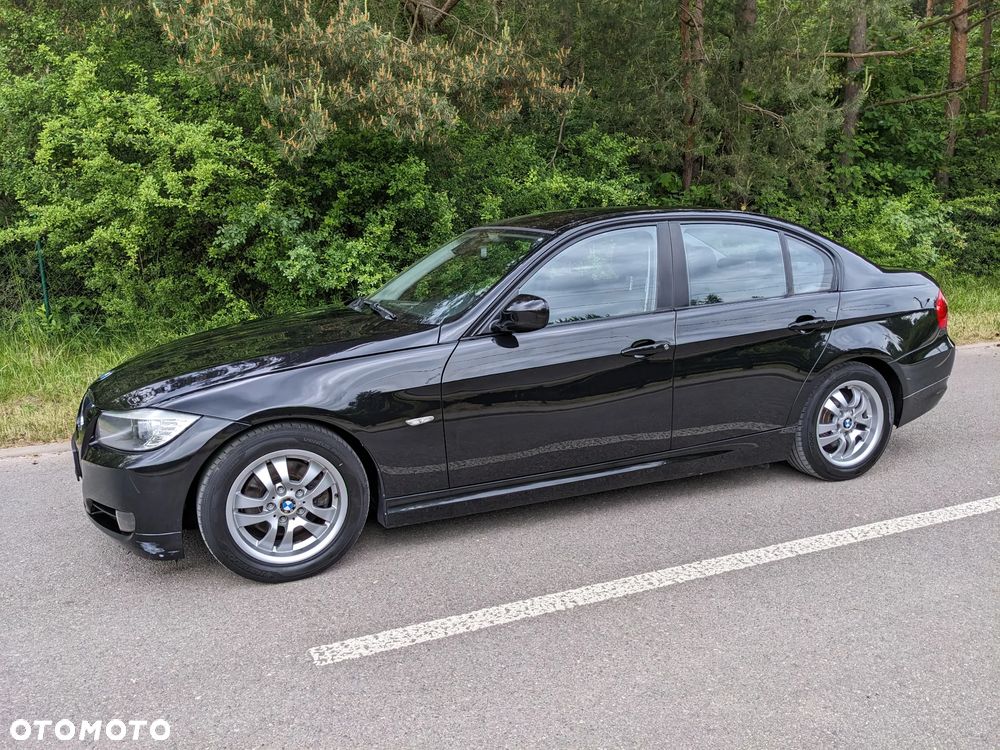 BMW Seria 3 318i Edition Exclusive - 10