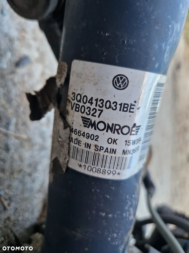VW Passat B8 2,0TDI Zawieszenie przednie Prawe Aktywne DCC Kompletne kopyto 3Q0413031BE 5Q0407258A - 3