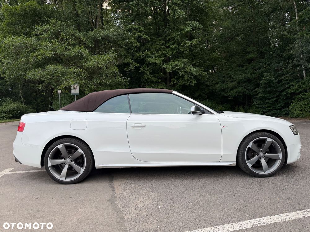 Audi A5 Cabrio - 4