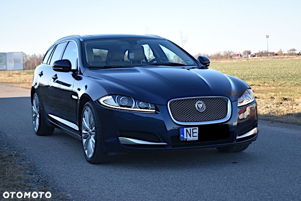 Jaguar XF 2.2 D Premium Luxury - 10
