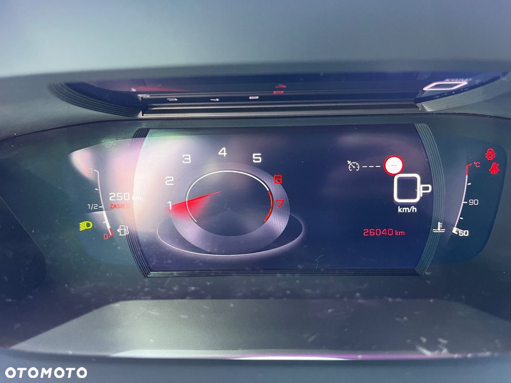 Peugeot 208 PureTech 100 EAT8 Active - 32