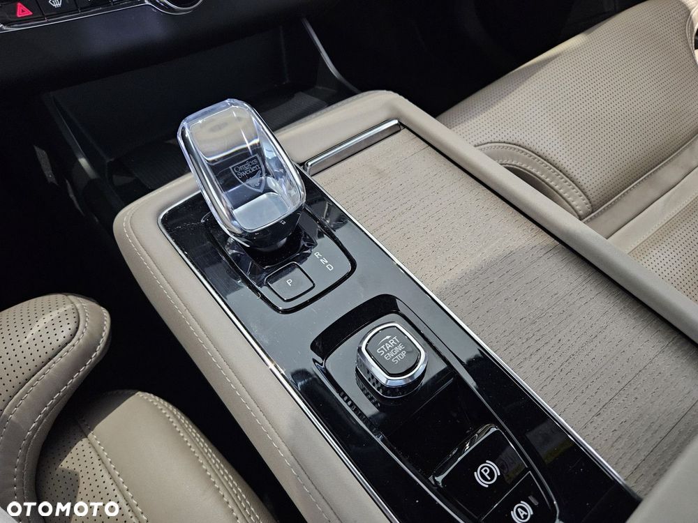 Volvo XC 90 - 16