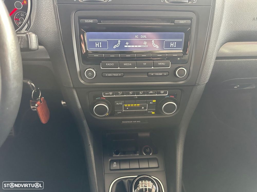 VW Golf 1.6 TDi Style - 7