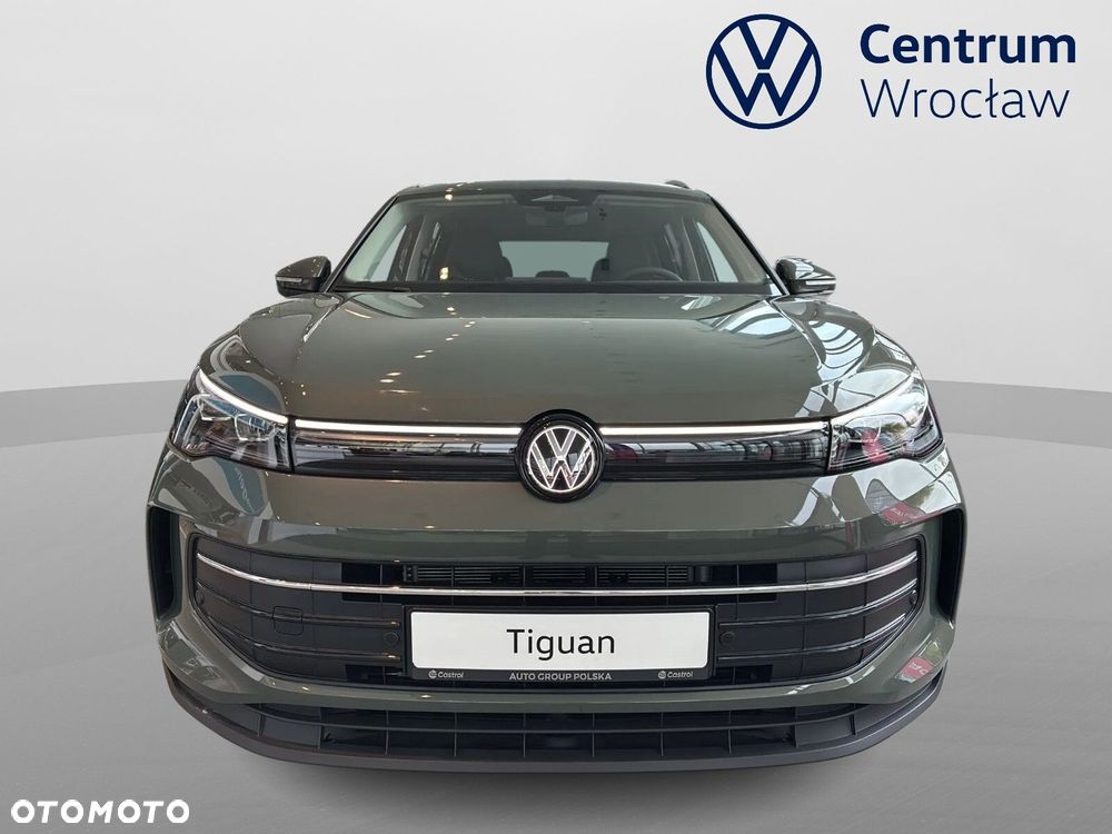 Volkswagen Tiguan - 2