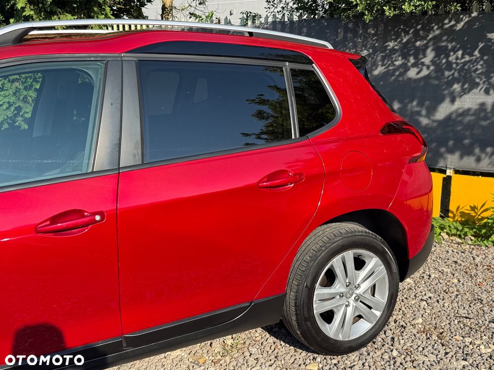 Peugeot 2008 1.2 Pure Tech Active S&S - 15