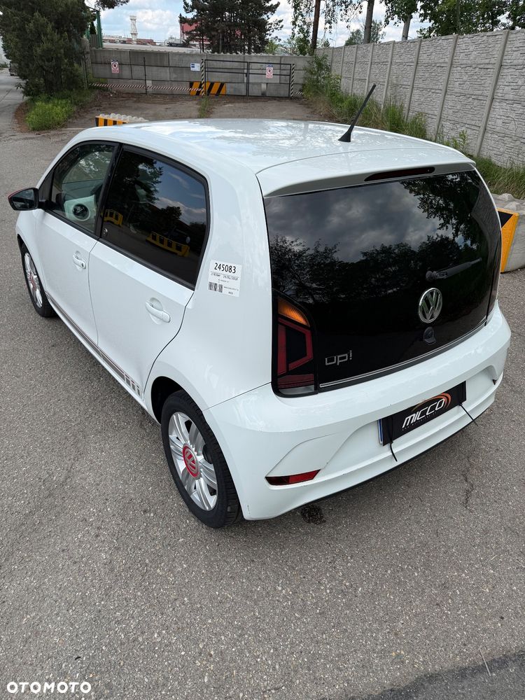 Volkswagen up! (BlueMotion Technology) beats - 3