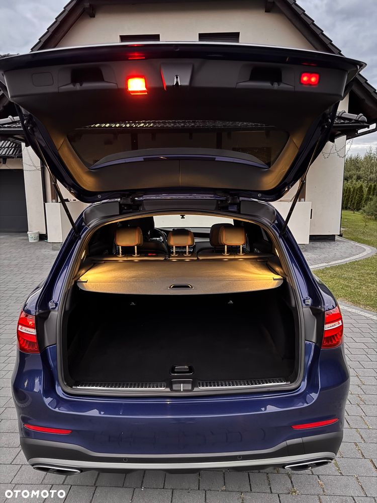Mercedes-Benz GLC - 22