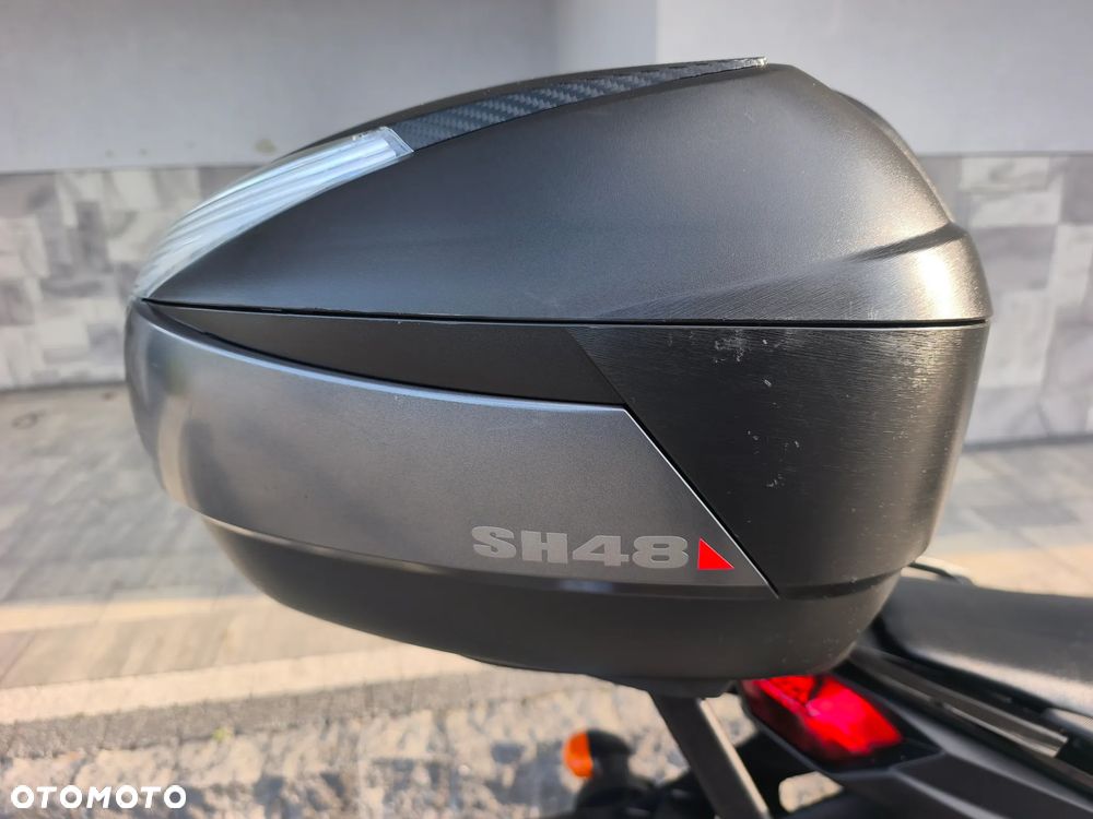 Yamaha FZ8 - 14