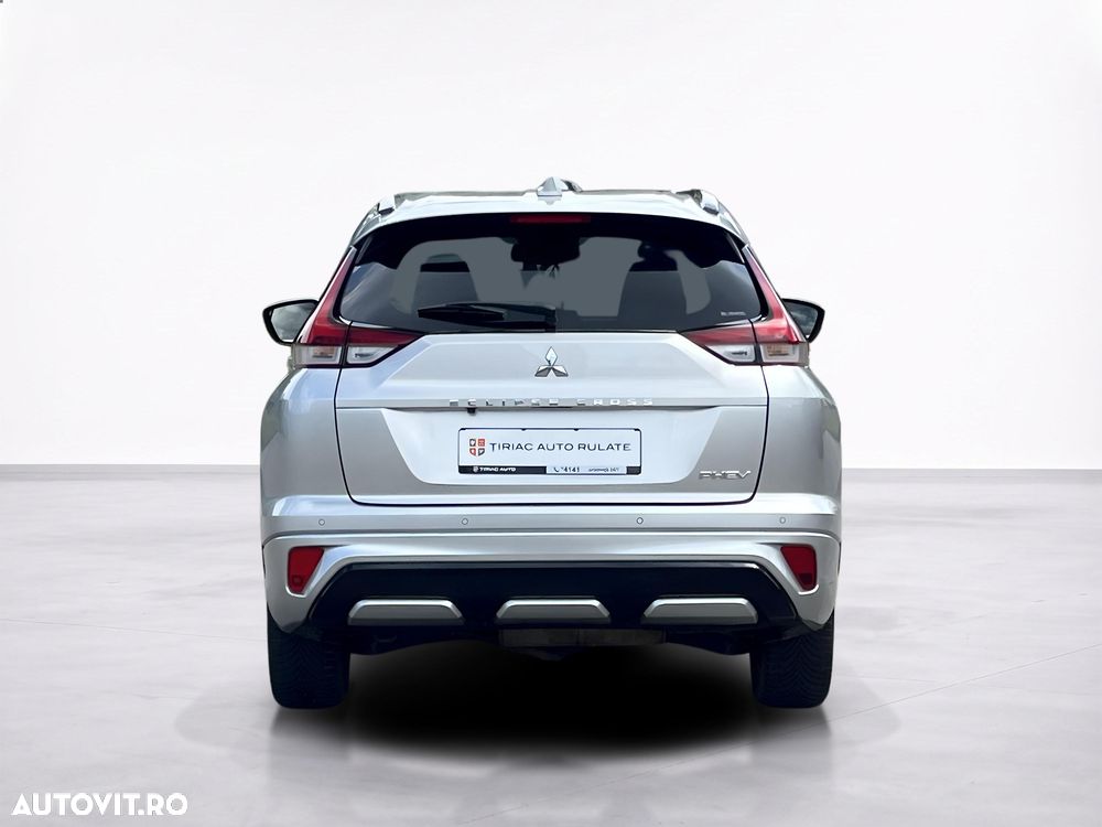Mitsubishi Eclipse-Cross - 6