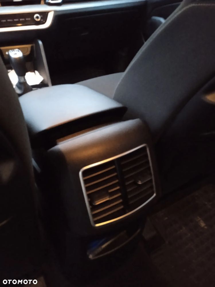 Kia Sportage 1.6 T-GDI L 2WD - 9