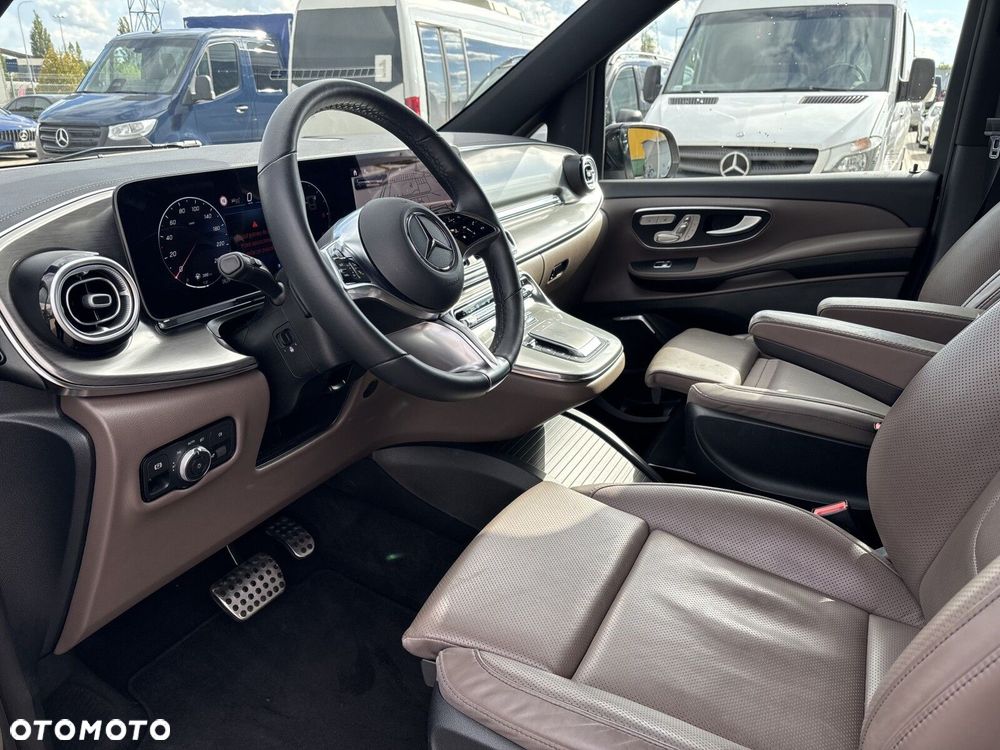 Mercedes-Benz Klasa V 300 d 4-Matic 9G-Tronic Exclusive (d³ugi) - 14