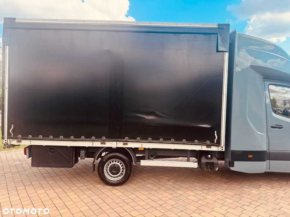 Mercedes-Benz Sprinter - 7