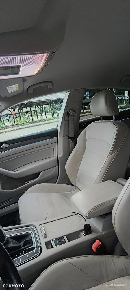 Volkswagen Arteon 2.0 TDI SCR Elegance DSG - 32