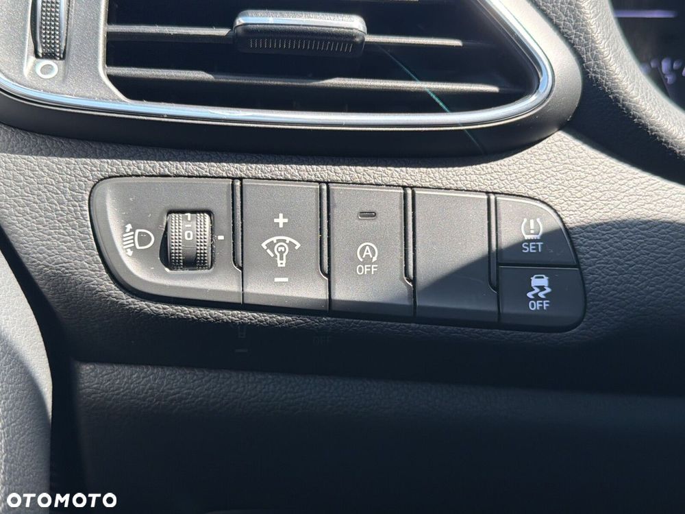 Hyundai i30 - 22