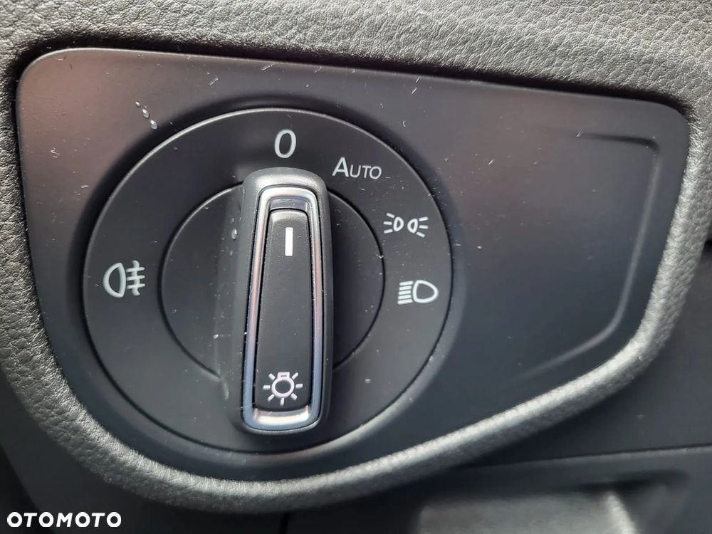 Volkswagen Golf Sportsvan VII SV 1.5 TSI ACT United DSG - 23