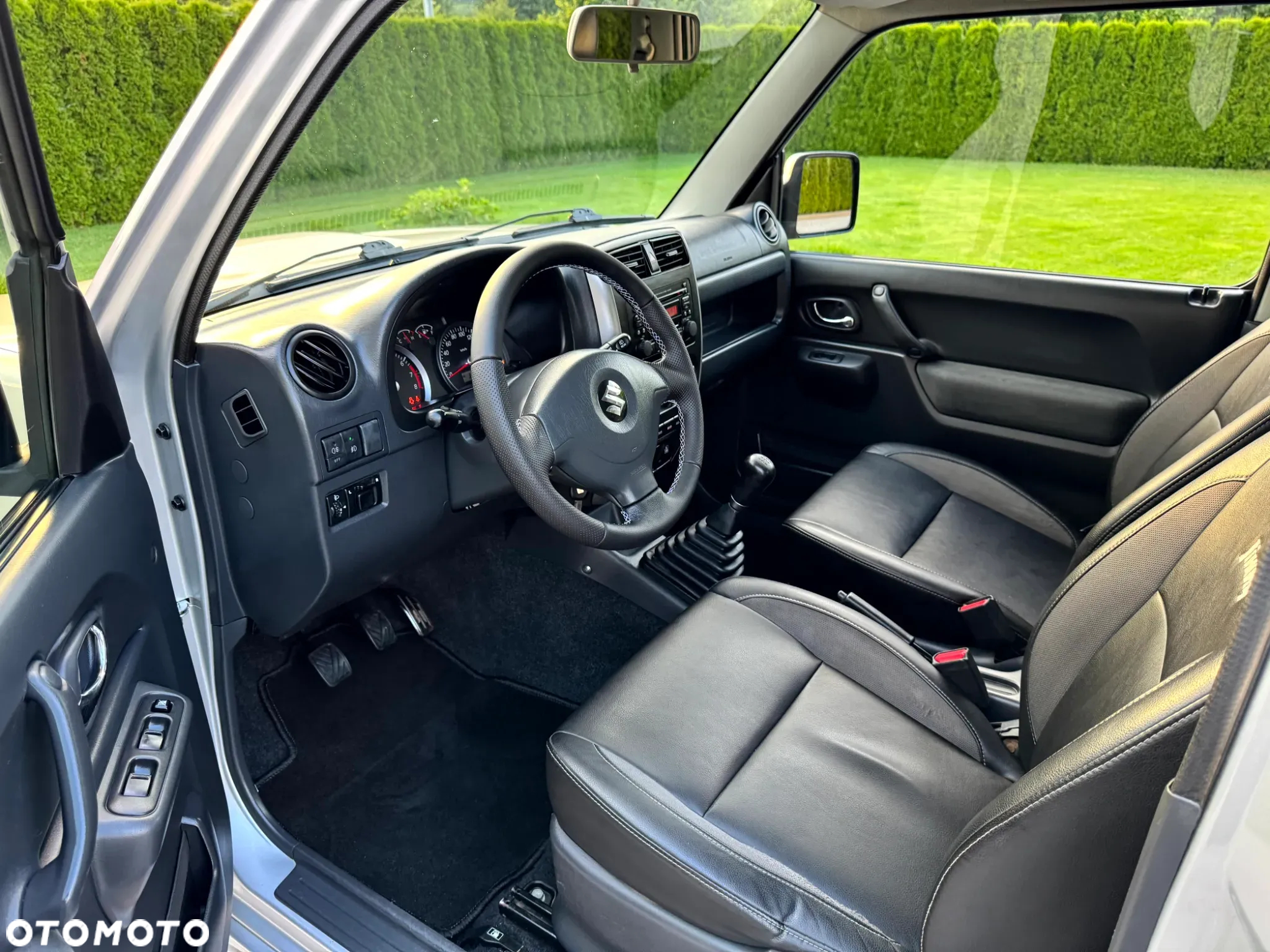 Suzuki Jimny - 10