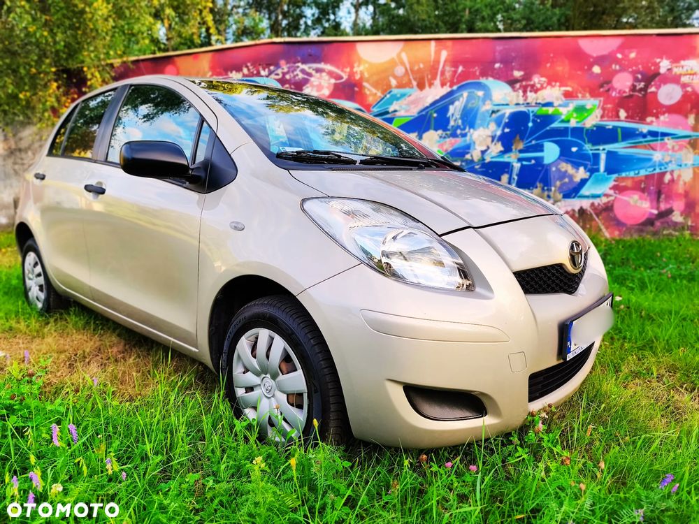 Toyota Yaris 1.0 Luna - 1