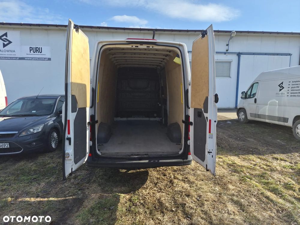 Volkswagen CRAFTER - 8