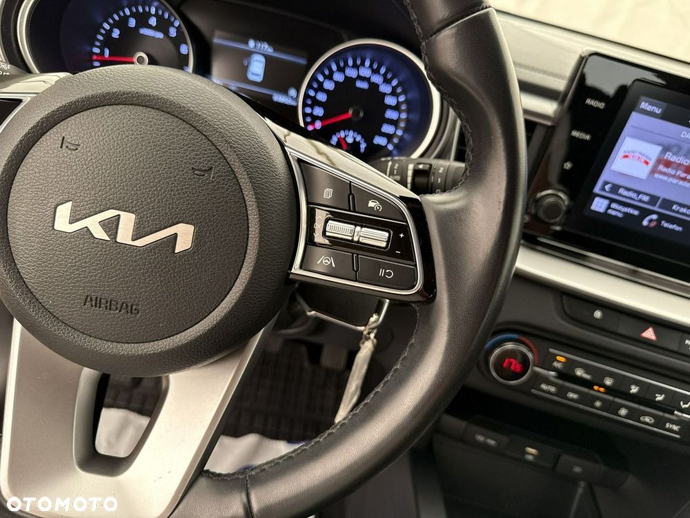 Kia Ceed - 26