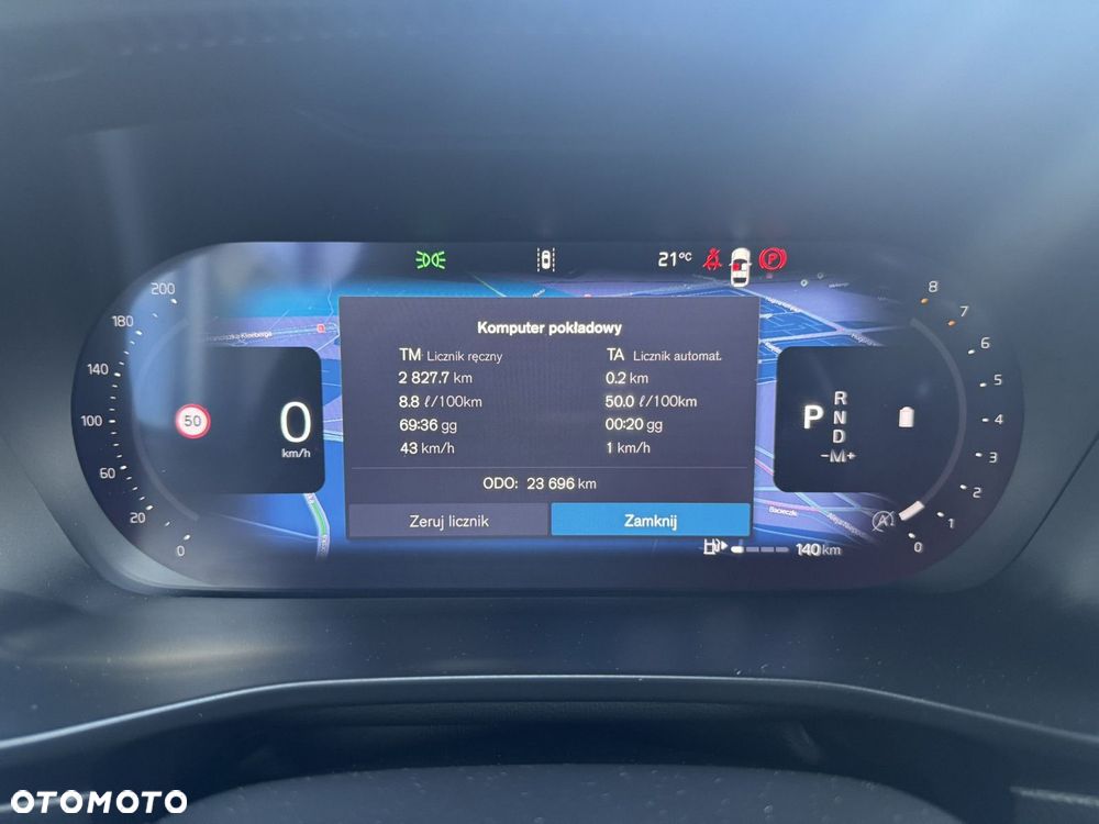 Volvo XC 40 B3 Plus Dark - 19