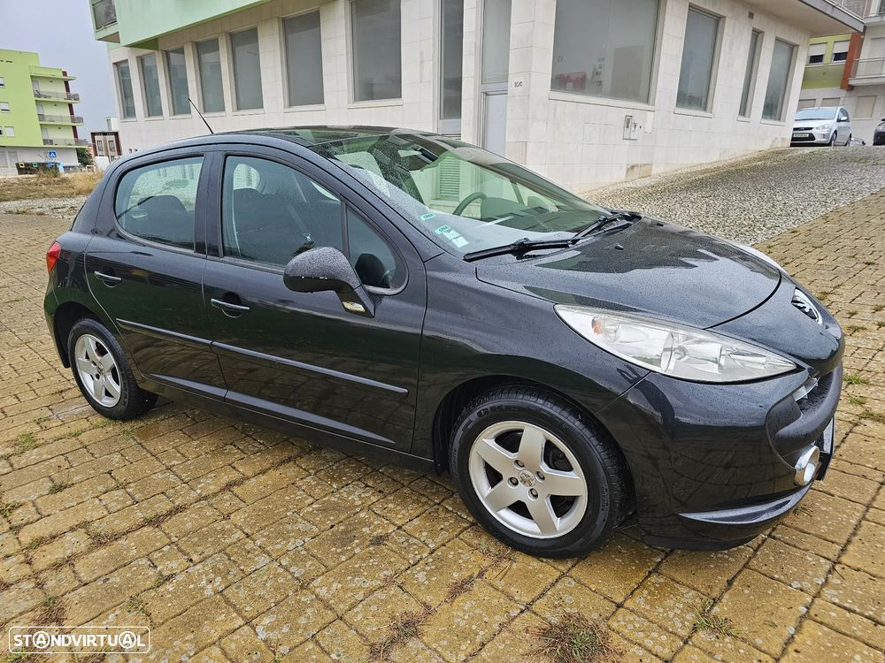 Peugeot 207 1.4 16V Trendy - 6